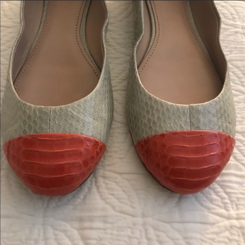 Tory Burch flat